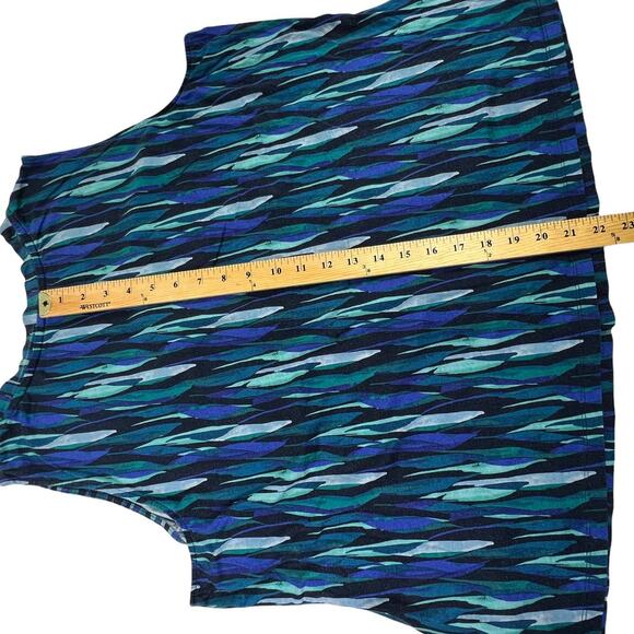 Kohl's Sleeveless V Neck Tank Top Blouse  - No Size Tag - Measurements Included - Picture 9 of 9